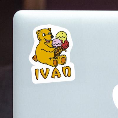 Sticker Ivan Eiscreme-Bär Laptop Image